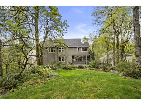 1033 NW Eloise Lane Portland OR 97229