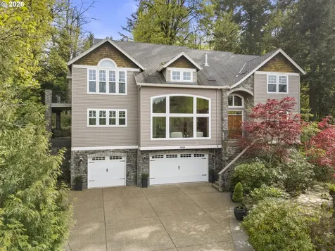 1033 NW Eloise Lane Portland OR 97229