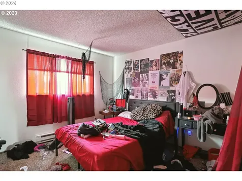 9630 SE Foster Road Portland OR 97266