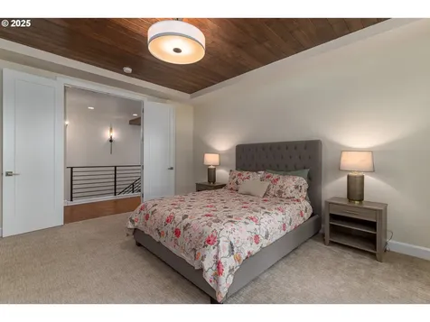 1221 Glenmorrie Drive Lake Oswego OR 97034