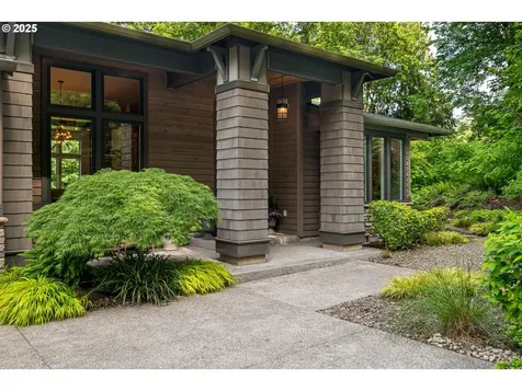 1221 Glenmorrie Drive Lake Oswego OR 97034