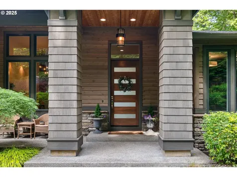 1221 Glenmorrie Drive Lake Oswego OR 97034