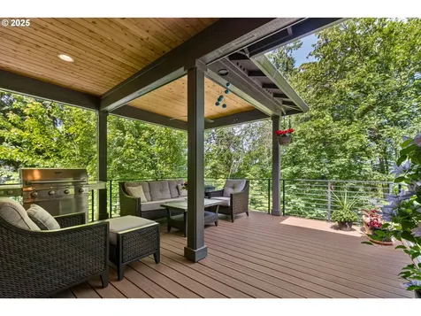 1221 Glenmorrie Drive Lake Oswego OR 97034