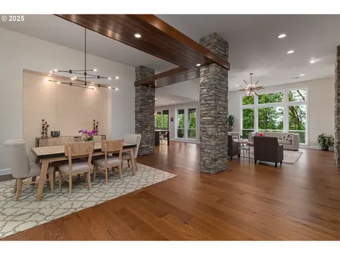 1221 Glenmorrie Drive Lake Oswego OR 97034
