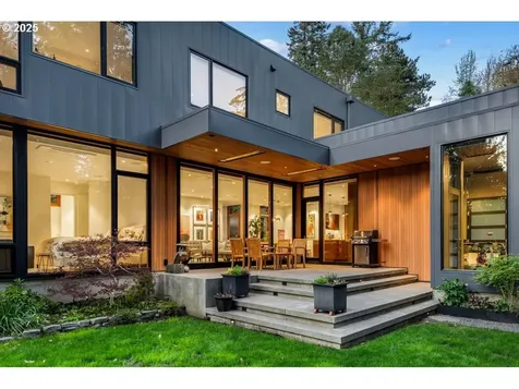 4311 SW 36th Place Portland OR 97221