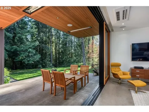 4311 SW 36th Place Portland OR 97221