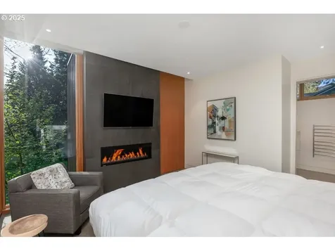 4311 SW 36th Place Portland OR 97221