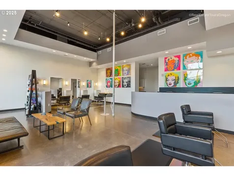 1022 NW Overton Street Portland OR 97209
