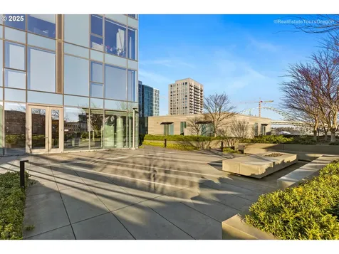 1022 NW Overton Street Portland OR 97209