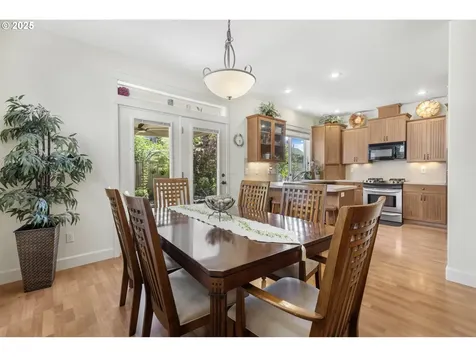 3369 Falcon Drive Springfield OR 97477