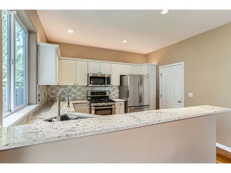 11255 SW Capitol Highway Portland OR 97219