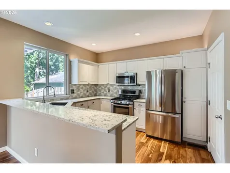 11255 SW Capitol Highway Portland OR 97219