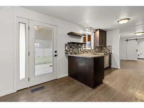 10506 NE 46th Street Vancouver WA 98682