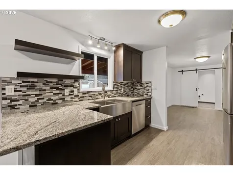 10506 NE 46th Street Vancouver WA 98682