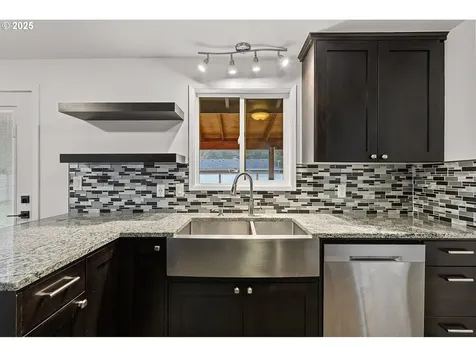 10506 NE 46th Street Vancouver WA 98682