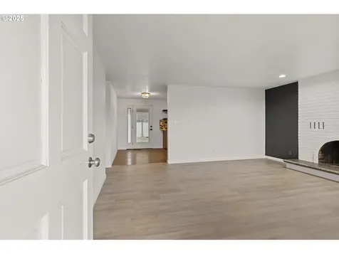 10506 NE 46th Street Vancouver WA 98682