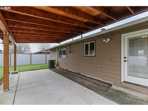 10506 NE 46th Street Vancouver WA 98682
