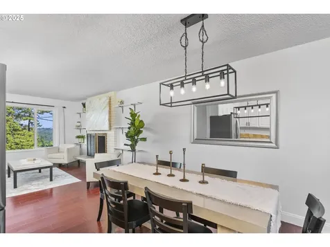 1674 Fircrest Drive Lake Oswego OR 97034