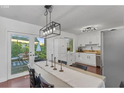 1674 Fircrest Drive Lake Oswego OR 97034