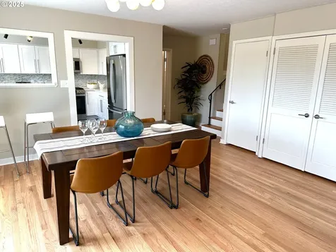 4714 SE Flavel Drive Portland OR 97206