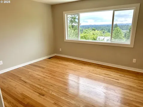 4714 SE Flavel Drive Portland OR 97206