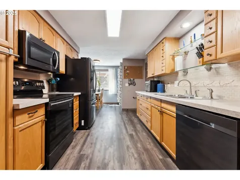 8312 SW Tygh Loop Tualatin OR 97062