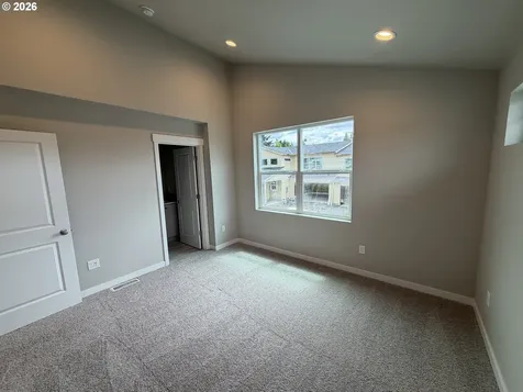 8617 NE 136th Avenue Vancouver WA 98682
