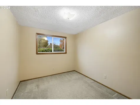 1304 SE 132nd Avenue Vancouver WA 98683