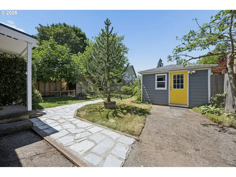 9317 N Calhoun Avenue Portland OR 97203