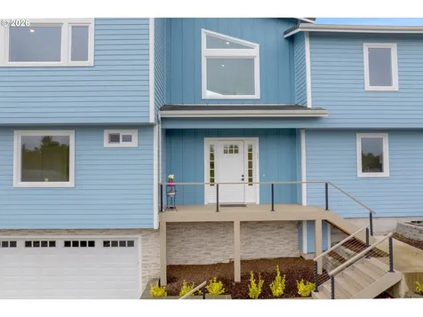 11 White Tail Court Florence OR 97439