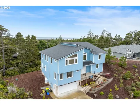11 White Tail Court Florence OR 97439
