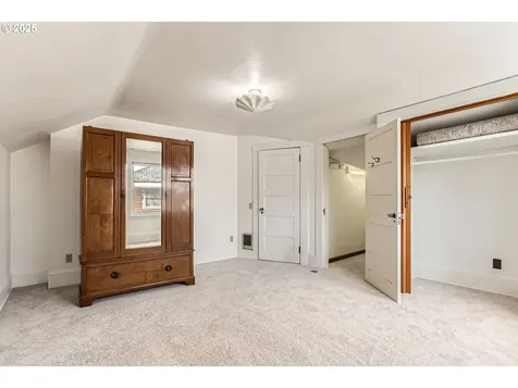 4011 SE Ankeny Street Portland OR 97214