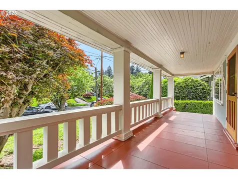 4011 SE Ankeny Street Portland OR 97214
