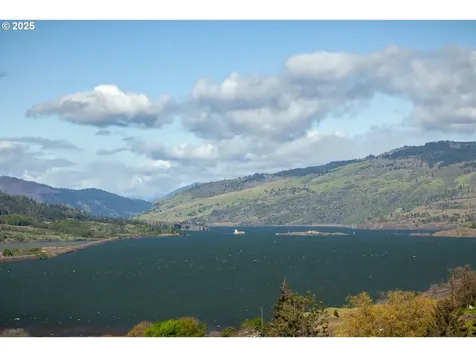 Columbia Drive Lyle WA 98635