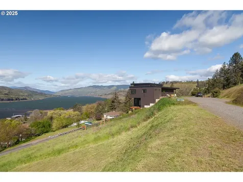 Columbia Drive Lyle WA 98635