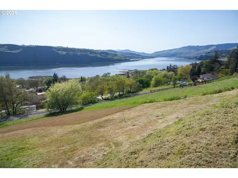 Columbia Drive Lyle WA 98635