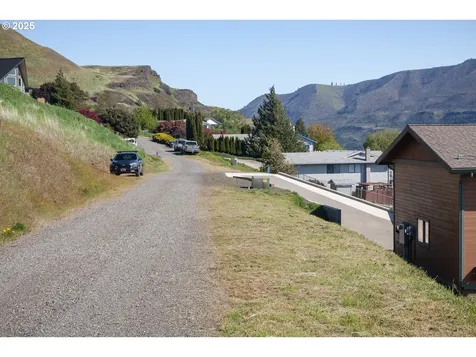 Columbia Drive Lyle WA 98635