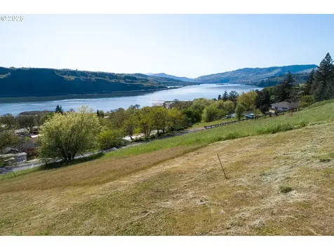 Columbia Drive Lyle WA 98635