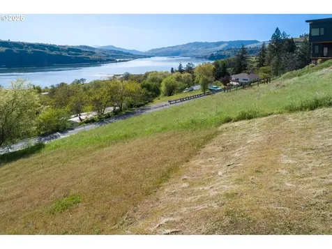 Columbia Drive Lyle WA 98635