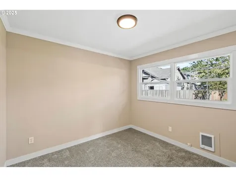 5004 SE 99th Avenue Portland OR 97266