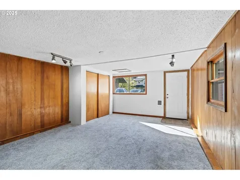 5004 SE 99th Avenue Portland OR 97266
