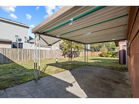 5004 SE 99th Avenue Portland OR 97266