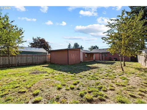 5004 SE 99th Avenue Portland OR 97266