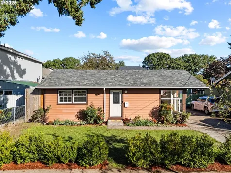 5004 SE 99th Avenue Portland OR 97266