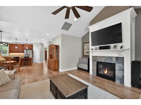 1271 SW Forest Glen Drive Mcminnville OR 97128