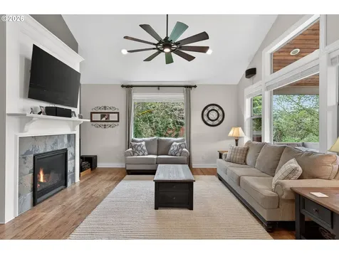 1271 SW Forest Glen Drive Mcminnville OR 97128