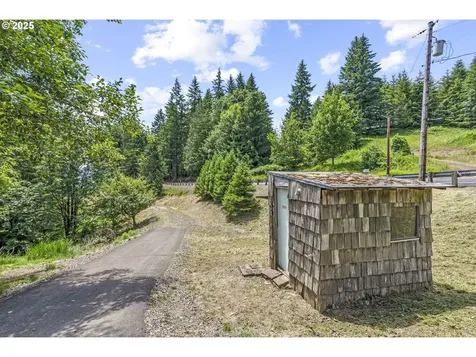 1899 Mount Pleasant Road Kelso WA 98626