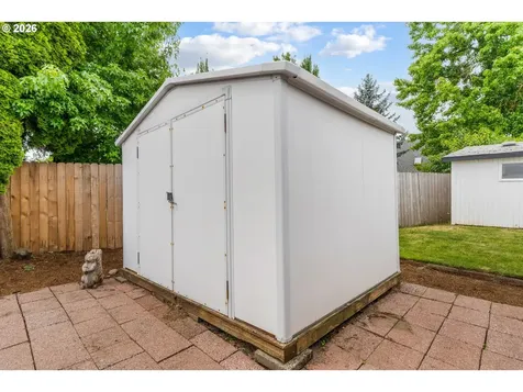 3700 Babcock Lane Eugene OR 97401