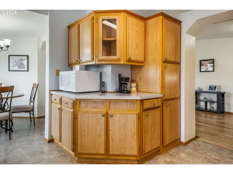 3700 Babcock Lane Eugene OR 97401