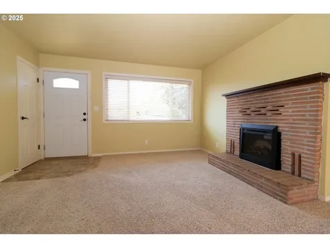 1868 Tamarack Street Florence OR 97439